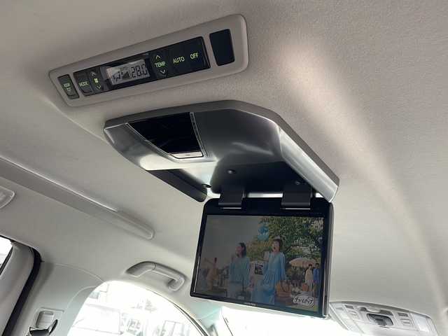 トヨタ ヴェルファイア 2．4Z プラチナセレクション 新潟県 2010(平22)年 15.4万km ホワイトパールクリスタルシャイン 社外SDナビ/フルセグＴＶ・Bluetooth接続・CD/ＤＶＤ再生/両側電動ドア/バックカメラ/コーナーセンサー/クルーズコントロール/フリップダウンモニター/レザーシート/電動リアゲート/ドライブレコーダー/ETC/フォグランプ/スマートスペアキー有/プッシュスタート/純正フロアマット/社外18インチＡＷ