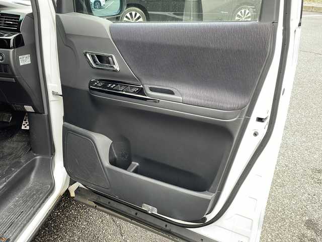 トヨタ ヴェルファイア 2．4Z プラチナセレクション 新潟県 2010(平22)年 15.4万km ホワイトパールクリスタルシャイン 社外SDナビ/フルセグＴＶ・Bluetooth接続・CD/ＤＶＤ再生/両側電動ドア/バックカメラ/コーナーセンサー/クルーズコントロール/フリップダウンモニター/レザーシート/電動リアゲート/ドライブレコーダー/ETC/フォグランプ/スマートスペアキー有/プッシュスタート/純正フロアマット/社外18インチＡＷ