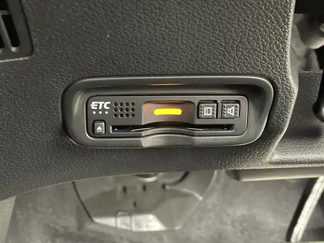 ホンダ ヴェゼル ハイブリッド RS ホンダセンシング 福岡県 2019(令1)年 5万km プレミアムクリスタルレッドM 純正８型ナビ（ＢＴ，フルセグＴＶ）　/バックカメラ　/前後ドラレコ　/ビルトインＥＴＣ　/ＡＣＣ　/衝突軽減ブレーキ　/レーンキープ　/パドルシフト　/ハーフレザー　/シートヒーター　/純正１８インチＡＷ　/ＬＥＤライト
