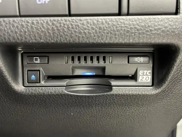 トヨタ ハリアー Z 宮城県 2022(令4)年 0.7万km ホワイトパールクリスタルシャイン 純正12型ナビ/フルセグTV/プリクラッシュセーフティ/M`sスピードエアロ（F・S・R）/M`sスピード4本出マフラー/デジタルインナーミラー/ブラインドスポットモニター/21インチAW/バックカメラ/ETC2.0/アダプティブクルーズコントロール/前後ドライブレコーダー/オートブレーキホールド/電動パーキングブレーキ/LEDヘッドライト/フォグランプ/保証書/取扱説明書