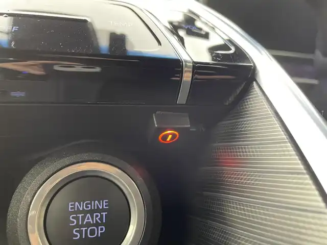 トヨタ ハリアー Z 宮城県 2022(令4)年 0.7万km ホワイトパールクリスタルシャイン 純正12型ナビ/フルセグTV/プリクラッシュセーフティ/M`sスピードエアロ（F・S・R）/M`sスピード4本出マフラー/デジタルインナーミラー/ブラインドスポットモニター/21インチAW/バックカメラ/ETC2.0/アダプティブクルーズコントロール/前後ドライブレコーダー/オートブレーキホールド/電動パーキングブレーキ/LEDヘッドライト/フォグランプ/保証書/取扱説明書