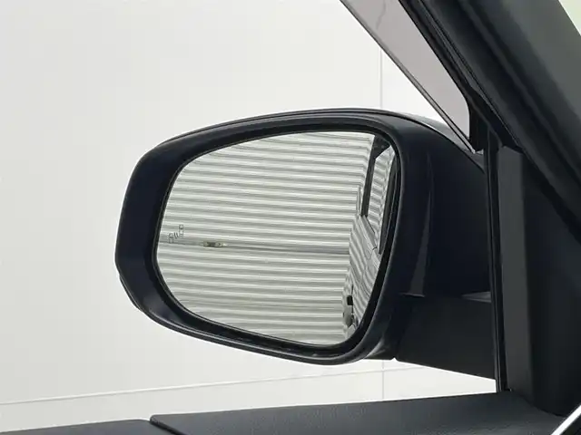 トヨタ ヴォクシー S－Z 茨城県 2022(令4)年 1.6万km アティチュードブラックマイカ 純正10.5型DA/ナビキット/全方位カメラ/フルセグ/アドバンストパーク/モデリスタエアロ/快適利便パッケージ/ユニバーサルステップ/衝突被害軽減ブレーキ/車線逸脱抑制装置/レーダークルーズコントロール/BSM/オートマチックハイビーム/クリアランスソナー/両側電動スライドドア/ETC2.0/ドラレコ/シートヒーター/純正18インチAW/3眼LEDヘッドライト/スマートキー