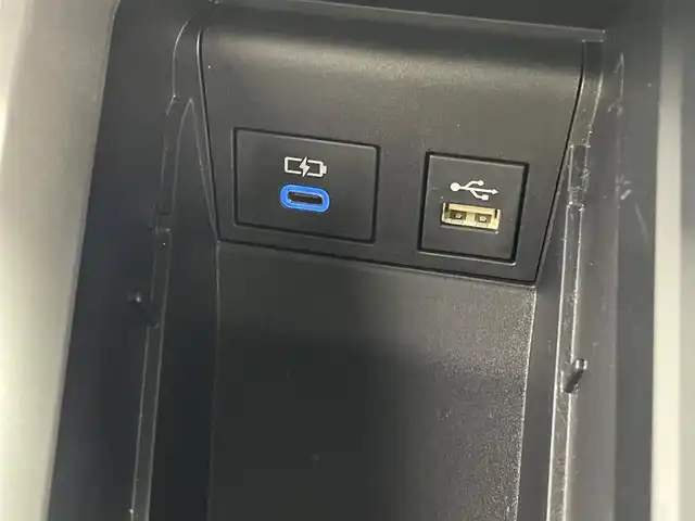 トヨタ ヴォクシー S－Z 茨城県 2022(令4)年 1.6万km アティチュードブラックマイカ 純正10.5型DA/ナビキット/全方位カメラ/フルセグ/アドバンストパーク/モデリスタエアロ/快適利便パッケージ/ユニバーサルステップ/衝突被害軽減ブレーキ/車線逸脱抑制装置/レーダークルーズコントロール/BSM/オートマチックハイビーム/クリアランスソナー/両側電動スライドドア/ETC2.0/ドラレコ/シートヒーター/純正18インチAW/3眼LEDヘッドライト/スマートキー
