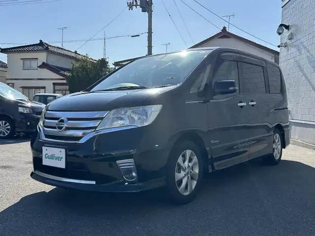 日産 セレナ ハイウェイS G Sハイブリッド 山形県 2012(平24)年 9.2万km スーパーブラック 純正ナビ/AM/FM/TV/DVD/CD/SD/Bluetooth/両側電動スライドドア/後席モニター/ウォークスルー/禁煙車/バックカメラ/LEDヘッドライト/クルーズコントロール/スマートキー/純正アルミ/純正オーディオ/アイドリングストップ/ETC/プッシュスタート/横滑り軽減/オートライト/フォグランプ/冬タイヤ積載/保証書/取扱説明書