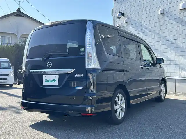 日産 セレナ ハイウェイS G Sハイブリッド 山形県 2012(平24)年 9.2万km スーパーブラック 純正ナビ/AM/FM/TV/DVD/CD/SD/Bluetooth/両側電動スライドドア/後席モニター/ウォークスルー/禁煙車/バックカメラ/LEDヘッドライト/クルーズコントロール/スマートキー/純正アルミ/純正オーディオ/アイドリングストップ/ETC/プッシュスタート/横滑り軽減/オートライト/フォグランプ/冬タイヤ積載/保証書/取扱説明書