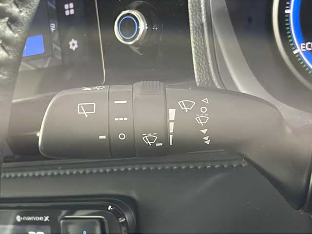 トヨタ ヴォクシー ハイブリッド S－Z 福岡県 2023(令5)年 2.9万km グリッターブラックガラスフレーク ・LEDヘッドライト/・前後ドラレコ/・電動パーキング/・両側パワスラ/・電動リアゲート/・17インチ純正ホイール/・パーキングアシスト/・ビルトインETC2.0 /・レーンキープアシスト/・横滑り防止システム/・前後コーナーセンサー/・ACC/・プッシュスタート/・スマートキー/・デジタルインナーミラー/・クリアランスソナー/・ステアリングヒーター/・トヨタセーフティセンス/・ディスプレイオーディオ/・衝突軽減ブレーキシステム
