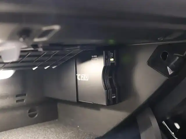 メルセデス・ベンツ Ｍ・ベンツ Ａ２００ｄ AMGライン 静岡県 2019(令1)年 2.7万km ポーラホワイト 衝突軽減ブレーキ　/半革　/ＡＣＣ　/純正ナビＴＶ　/ＬＥＤ　/ＥＴＣ　/パドルシフト　/シートキネティクス　/パワーシート／ヒーター　/純正１８ＡＷ　/コーナーセンサー　/パーキングアシスト　/キーレスゴー