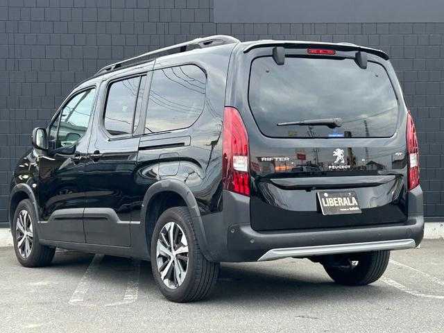 プジョー プジョー リフター ロングGT 埼玉県 2023(令5)年 1.7万km 黒Ｍ アクティブクルーズコントロール　/ブラインドスポット　/純正１７インチＡＷ　/ａｐｐｌｅ　ｃａｒ　ｐｌａｙ/3列シート/両側スライドドア