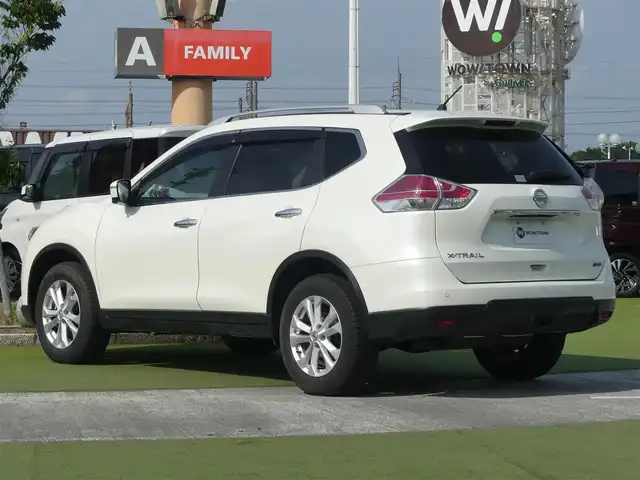 日産 エクストレイル 20Xt エマージェンシーブレーキ 千葉県 2016(平28)年 2.1万km ブリリアントホワイトパール エマージェンシーブレーキ/クルーズコントロール/アイドリングストップ/カブロンシート/前席シートヒーター/純正SDナビ/地デジTV/【DVD/CD再生機能　Bluetooth接続】/アラウンドビューモニター/ドライブレコーダー（CA-XDR71GD）/ETC/LEDヘッドライト/フォグライト/ウインカーミラー/コーナーセンサー/純正17インチアルミホイル/インテリジェントキー