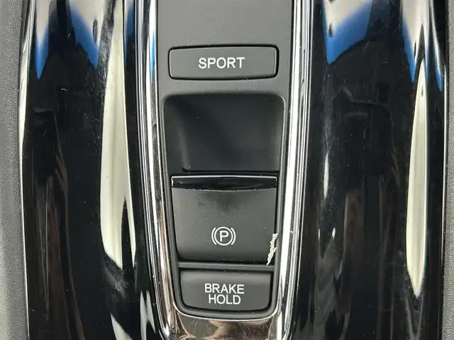 ホンダ ヴェゼル ハイブリッド X 千葉県 2014(平26)年 14万km アラバスターシルバーメタリック 純正メモリーナビ/・Bluetooth接続/・ワンセグTV/・CD/DVD再生/バックカメラ/スマートキー/クルーズコントロール/シートヒーター/フォグランプ