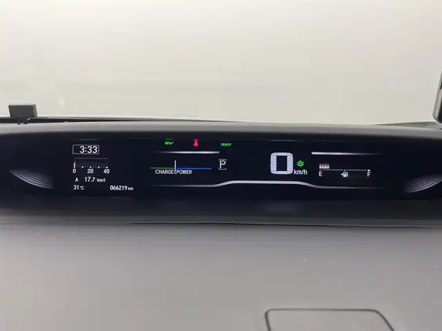 ホンダ ステップワゴン スパーダ ハイブリッド G EX ホンダセンシング 熊本県 2019(令1)年 6.7万km プラチナホワイトパール ワンオーナー　/禁煙車　/社外ナビ　/カロッツェリアフリップダウンモニター　/ビルトインＥＴＣ　/社外前後ドライブレコーダー　/バックカメラ/レーダークルーズコントロール/前後クリアランスソナー　/両側パワースライドドア　/前席シートヒーター　/ＧＰＳレーダー探知機/レーンキープアシスト/横滑り防止/デジタルインナーミラー/フロアマット/純正１６インチAW/オートライト/LEDヘッドライト/フォグライト/スマートキー/プッシュスタート/保証書/取扱説明書