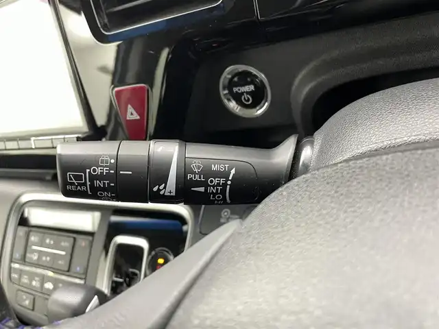 ホンダ ステップワゴン スパーダ ハイブリッド G EX ホンダセンシング 熊本県 2019(令1)年 6.7万km プラチナホワイトパール ワンオーナー　/禁煙車　/社外ナビ　/カロッツェリアフリップダウンモニター　/ビルトインＥＴＣ　/社外前後ドライブレコーダー　/バックカメラ/レーダークルーズコントロール/前後クリアランスソナー　/両側パワースライドドア　/前席シートヒーター　/ＧＰＳレーダー探知機/レーンキープアシスト/横滑り防止/デジタルインナーミラー/フロアマット/純正１６インチAW/オートライト/LEDヘッドライト/フォグライト/スマートキー/プッシュスタート/保証書/取扱説明書