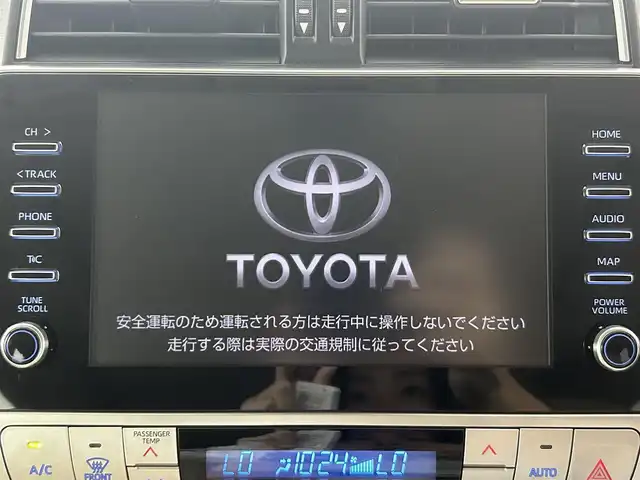 トヨタ ランドクルーザー プラド TX Lパッケージ マットブラED 埼玉県 2022(令4)年 2.8万km ブラック 特別仕様車【マットブラックエディション】　サンルーフ　ベージュレザーシート　パワーシート　　シートベンチレーション　電動格納サードシート　純正MOPディスプレイオーディオ　バックカメラ　全周囲モニター　衝突軽減　レーダークルーズ　ビルトインＥＴＣ2.0 LEDヘッドライト　フォグランプ  オートライト  AHB LDA