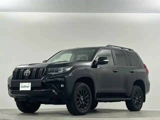 トヨタ ランドクルーザー プラド TX Lパッケージ マットブラED 埼玉県 2022(令4)年 2.8万km ブラック 特別仕様車【マットブラックエディション】　サンルーフ　ベージュレザーシート　パワーシート　　シートベンチレーション　電動格納サードシート　純正MOPディスプレイオーディオ　バックカメラ　全周囲モニター　衝突軽減　レーダークルーズ　ビルトインＥＴＣ2.0 LEDヘッドライト　フォグランプ  オートライト  AHB LDA