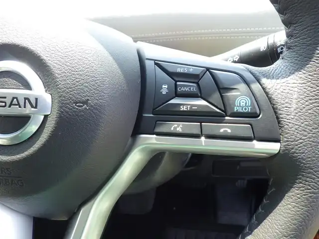 日産 セレナ ハイウェイスター V 千葉県 2020(令2)年 4万km サンライズオレンジ/ダイヤモンドブラック 195/60R16/エマージェンシーブレーキ/プロパイロット/インテリジェントパーキングアシスト/インテリジェントクルーズコントロール/ハンズフリー両側パワースライドドア/純正SDナビ/地デジTV/【BD/DVD/CD再生機能　Bluetooth接続】/アラウンドビューモニター/ドライブレコーダー（DJ4-D）/フリップダウンモニター/革巻きステアリング/ステアリングスイッチ/ETC（2.0）/LEDヘッドライト/ウインカーミラー/コーナーセンサー/純正16インチアルミホイル/サイド/カーテンエアバッグ/インテリジェントキー