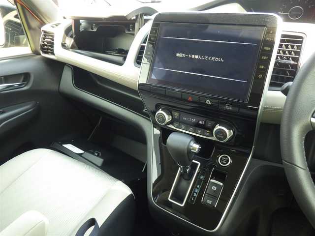 日産 セレナ ハイウェイスター V 千葉県 2020(令2)年 4万km サンライズオレンジ/ダイヤモンドブラック 195/60R16/エマージェンシーブレーキ/プロパイロット/インテリジェントパーキングアシスト/インテリジェントクルーズコントロール/ハンズフリー両側パワースライドドア/純正SDナビ/地デジTV/【BD/DVD/CD再生機能　Bluetooth接続】/アラウンドビューモニター/ドライブレコーダー（DJ4-D）/フリップダウンモニター/革巻きステアリング/ステアリングスイッチ/ETC（2.0）/LEDヘッドライト/ウインカーミラー/コーナーセンサー/純正16インチアルミホイル/サイド/カーテンエアバッグ/インテリジェントキー