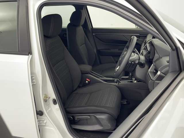 ホンダ ＷＲ－Ｖ X 栃木県 2025(令7)年 0.1万km未満 プラチナホワイトパール 登録済み未使用車/ホンダセンシング/・プリクラッシュブレーキ/・車線逸脱防止/・踏み間違い衝突軽減/・パーキングセンサー警報/・横滑り防止/電動格納ミラー/ステアリングスイッチ/リアワイパー/プッシュスタート/スマートキー