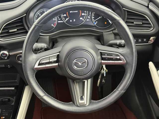 マツダ ＣＸ－３０ XD 100周年特別記念車 愛知県 2020(令2)年 3.8万km スノーフレイクホワイトパールマイカ 赤レザーシート/BOSEサウンドスピーカー/全方位カメラ/ETC/純正ナビ/　（Bluetooth/HDMI/CD）/i-ACTIIVESENSE/　・アドバンススマートシティブレーキサポート/　・AT誤発進抑制制御/　・リアパーキングセンサー/　・スマートシティブレーキサポート/　・車線逸脱警報システム/　・ブラインドスポットモニタリング＆リアクロストラフィックアラート/　・交通標識認識システム/　・ドライバー・アテンション・アラート/　・先進ライト/　・アダプティブクルーズコントロール/シートヒーター/ステアリングヒーター/パドルシフト/パワーバックドア/純正18インチAW/純正フロアマット