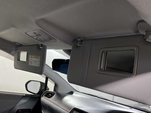 トヨタ シエンタ ハイブリッド ファンベースG 沖縄県 2020(令2)年 3.8万km ブラックマイカ 禁煙車/純正ナビ（NSZT-W68T）/（ＣＤ／ＤＶＤ／Ｂｌｕｅｔｏｏｔｈ／フルセグTV）/バックカメラ/両側パワースライドドア/トヨタセーフティーセンス/→プリクラッシュセーフティ/→レーンディパーチャーアラート/→オートマチックハイビーム/→クルーズコントロール/前後ドライブレコーダー/ビルトインＥＴＣ/５名乗り/取扱説明書/保証書