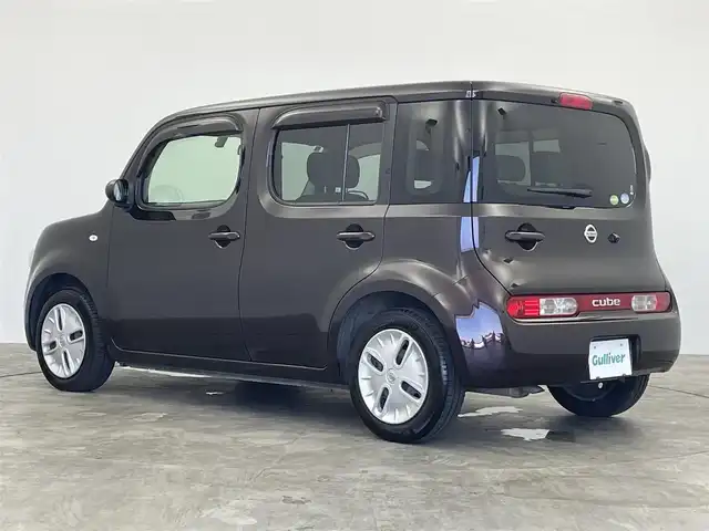 日産 キューブ 15X 群馬県 2016(平28)年 8.3万km ビターショコラ 純正７インチナビ　バックカメラ　ベンチシート　アイドリングストップ　スマートキー　スペアキー　横滑り防止装置　盗難防止装置　ドライブレコーダー　ダブルエアバッグ　純正フロアマット　オートエアコン　禁煙