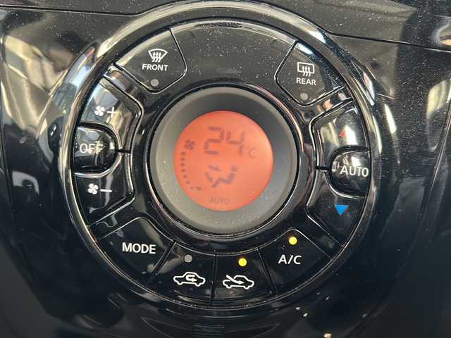 日産 ノート e－パワー X 道央・札幌 2017(平29)年 6.2万km スーパーブラック 純正ナビ（AM/FM/CD/DVD/SD/BT/フルセグTV）/ドライブレコーダー前後/ETC/バックカメラ/積み込み夏タイヤ/デジタルインナーミラー/オートエアコン/レーンアシスト/衝突軽減ブレーキ/横滑り防止装置/ドライブモードスイッチ/ISOFIX/オートライト/ステアリングスイッチ/電動格納ミラー/純正ドアバイザー/純正フロアマット