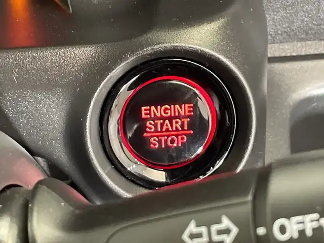 ホンダ Ｎ ＢＯＸ カスタム ターボ 栃木県 2023(令5)年 2.4万km メテオロイドグレーメタリック ターボ/純正ナビ/　（CD/DVD/フルセグTV/Bluetooth/MSV）/バックカメラ/フリップダウンモニター/ホンダセンシング/・衝突軽減ブレーキ/・誤発進抑制機能/・アダプティブクルーズコントロール/・車線維持支援システム/・路外逸脱抑制機能/・先行車発進お知らせ機能/・標識認識機能/・オートハイビーム/前後コーナーセンサー/ETC/両側パワースライドドア/ハーフレザーシート/純正AW/チップアップシート/LEDヘッドライト/サイド+カーテンエアバック