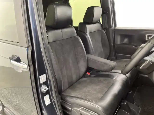 ホンダ Ｎ ＢＯＸ カスタム ターボ 栃木県 2023(令5)年 2.4万km メテオロイドグレーメタリック ターボ/純正ナビ/　（CD/DVD/フルセグTV/Bluetooth/MSV）/バックカメラ/フリップダウンモニター/ホンダセンシング/・衝突軽減ブレーキ/・誤発進抑制機能/・アダプティブクルーズコントロール/・車線維持支援システム/・路外逸脱抑制機能/・先行車発進お知らせ機能/・標識認識機能/・オートハイビーム/前後コーナーセンサー/ETC/両側パワースライドドア/ハーフレザーシート/純正AW/チップアップシート/LEDヘッドライト/サイド+カーテンエアバック
