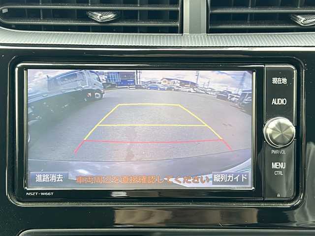 トヨタ アクア S スタイルブラック 三重県 2017(平29)年 5万km ブラックマイカ 純正ナビ/バックカメラ/ETC/シートヒーター/オートハイビーム/純正ドライブレコーダー/ステアリングリモコン/LEDヘッドライト/オートライト/衝突軽減ブレーキ/レーンキープアシスト/純正フロアマット/ウィンカーミラー/電動格納ミラー/禁煙車
