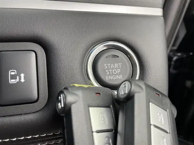 三菱 デリカＤ：５ シャモニー 宮城県 2025(令7)年 0.1千km グラファイトグレーメタリック/ブラックマイカ 登録済未使用車/オリジナルナビ取付パッケージ＋リアモニター取付パッケージ(25/300)　ステップレス　（7人）/登全周囲カメラ　/ハーフレザーシート/BSM /アダプティブクルーズコントロール /両側パワースライドドア /パワーバックドア /シートヒーター /衝突軽減ブレーキ　/車線逸脱抑制 /オートハイビーム /専用18AW