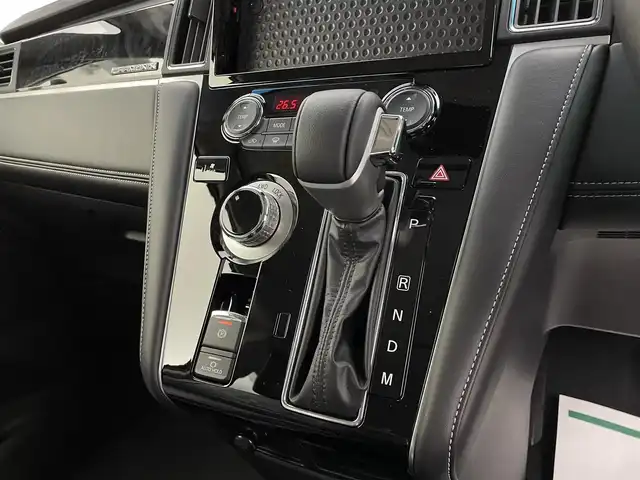 三菱 デリカＤ：５ シャモニー 宮城県 2025(令7)年 0.1千km グラファイトグレーメタリック/ブラックマイカ 登録済未使用車/オリジナルナビ取付パッケージ＋リアモニター取付パッケージ(25/300)　ステップレス　（7人）/登全周囲カメラ　/ハーフレザーシート/BSM /アダプティブクルーズコントロール /両側パワースライドドア /パワーバックドア /シートヒーター /衝突軽減ブレーキ　/車線逸脱抑制 /オートハイビーム /専用18AW