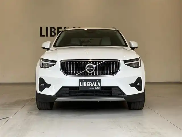 ボルボ ボルボ ＸＣ４０ 熊本県 2024(令6)年 0.4万km クリスタルホワイトP ワンオーナー/パノラマサンルーフ/ホワイトフルレザーシート/純正Googleナビ/AppleCarPlay/アンドロイドオート/ハーマンカードンサラウンドシステム/360°カメラ/コーナーセンサー
