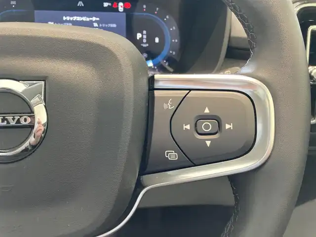 ボルボ ボルボ ＸＣ４０ 熊本県 2024(令6)年 0.4万km クリスタルホワイトP ワンオーナー/パノラマサンルーフ/ホワイトフルレザーシート/純正Googleナビ/AppleCarPlay/アンドロイドオート/ハーマンカードンサラウンドシステム/360°カメラ/コーナーセンサー