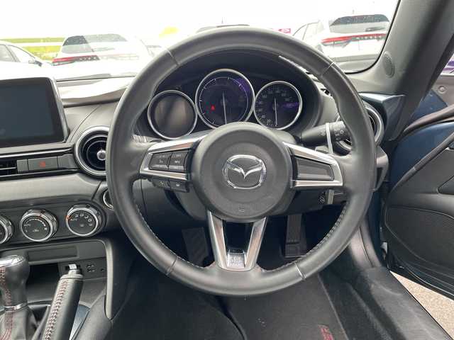 マツダ ロードスター S スペシャルパッケージ 愛知県 2016(平28)年 5.1万km ブルーリフレックスマイカ 純正ナビ　ＳＤカードなし/フルセグ/バックカメラ/パドルシフト/LEDヘッドライト/純正アルミホイール/本革ステアリング/アイドリングストップ/ETC/ステアリングスイッチ/スマートキー/プッシュスタート
