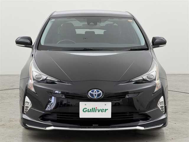 トヨタ プリウス Sセーフティプラス 福岡県 2018(平30)年 7.1万km アティチュードブラックマイカ モデリスタエアロ　/純正ナビ／フルセグＴＶ　/バックカメラ　/ビルトインＥＴＣ　/レーダークルコン　/コーナーセンサー　/衝突軽減ブレーキ　/レーンキープ　/ＰＫＳＢ　/パーキングアシスト　/純正１５インチＡＷ　/ＬＥＤ