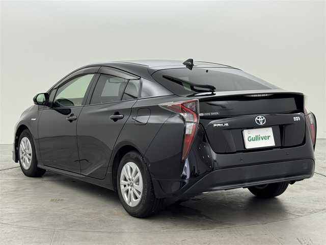 トヨタ プリウス Sセーフティプラス 福岡県 2018(平30)年 7.1万km アティチュードブラックマイカ モデリスタエアロ　/純正ナビ／フルセグＴＶ　/バックカメラ　/ビルトインＥＴＣ　/レーダークルコン　/コーナーセンサー　/衝突軽減ブレーキ　/レーンキープ　/ＰＫＳＢ　/パーキングアシスト　/純正１５インチＡＷ　/ＬＥＤ