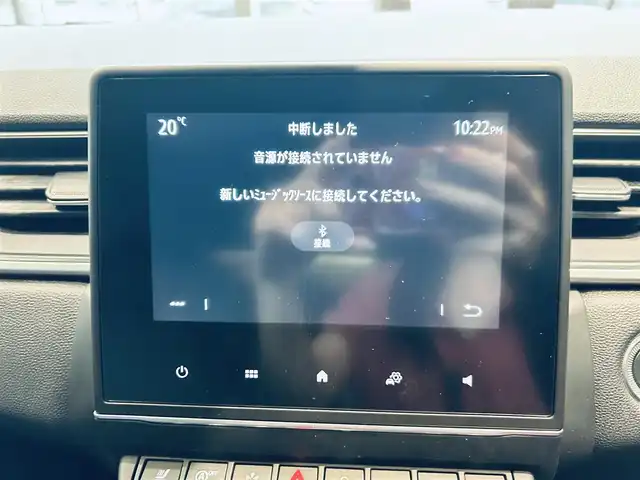 ルノー ルノー キャプチャー インテンス 大阪府 2022(令4)年 2.8万km パール 純正ディスプレイオーディオ/applecarplay/360°カメラ/ACC/純正18インチAW/LEDヘッドライト/ブラインドスポット/クリアランスソナー/ハーフレザー/シートヒーター/ステアリングヒーター/ルーフレール/パドルシフト/ETC/ドラレコ