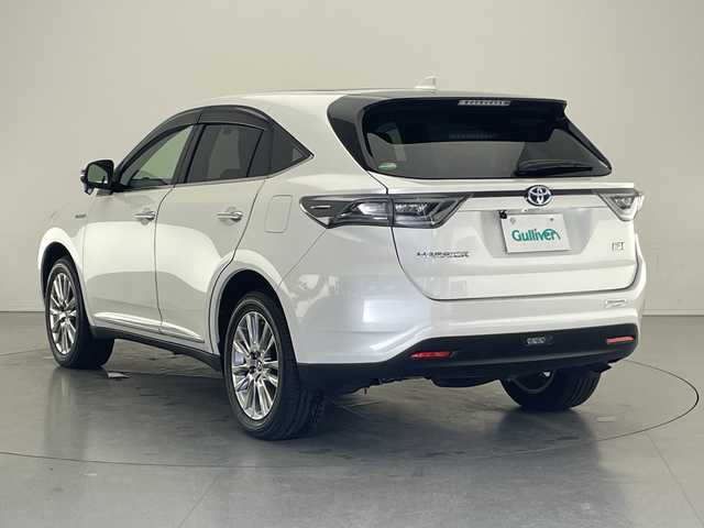 トヨタ ハリアー ハイブリッド プレミアム 長野県 2015(平27)年 3.8万km ホワイトパールクリスタルシャイン 4WD/サンルーフ/9インチ社外SDナビ（WVGA-EX900)/(ラジオ/フルセグTV/BT/DVD/SD/AUX)/バックカメラ/トヨタセーフティセンス/・クルーズコントロール/・レーンキープアシスト/・衝突被害軽減システム/盗難防止装置/電動リアゲート/社外デジタルインミラー/全方位ドライブレコーダー/ハーフレザーシート（合皮）/D席パワーシート/ステアリングスイッチ/純正ドアバイザー/18インチ純正アルミホイール/LEDヘッドライト/オートマチックハイビーム/フォグランプ/プッシュスタート/スマートキー/スペアキー/保証書/取扱説明書