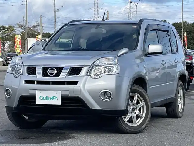 日産 エクストレイル 20S 道央・札幌 2014(平26)年 7.8万km ブリリアントシルバー ４WD/純正ディーラーOPナビ/AM/FM/CD/SD/フルセグ/横滑り防止装置/ヒルディセントコントロール/バックカメラ/ETC/ドライブレコーダー/カプロンシート/スマートキー/キーレスエントリー/HIDヘッドライト/フォグランプ/電動格納ミラー/純正フロアマット/ドアバイザー/スペアキー/社外エンジンスターター/社外AW付冬タイヤ積込/225/65/R17/2019年/山6mm