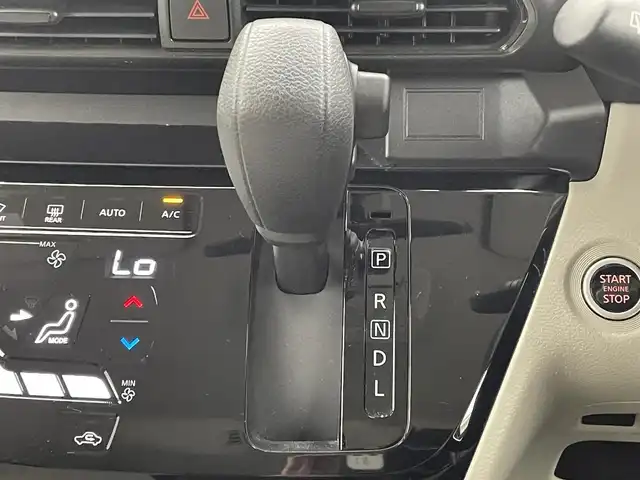 日産 ルークス X 茨城県 2020(令2)年 3万km スパークリングレッドM ・純正ディスプレイオーディオ/・Bluetooth/・前方ドライブレコーダー/・オートライト/・前後コーナーセンサー/・ドアバイザー/・片側パワースライドドア/・衝突被害軽減システム/・Wエアバック