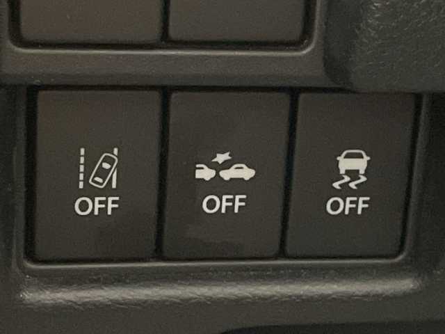 スズキ スペーシア ギア HYBRID XZ 岐阜県 2020(令2)年 2.7万km ブルーイッシュブラックパール3 社外SDナビ（CN-RE06WD)/フルセグ/BT/DVD/USB/全方位モニター/ビルトインETC/社外ドライブレコーダー/スズキセーフティサポート/デュアルカメラブレーキサポート/車線逸脱警報機能/誤発進抑制機能/先行車発進お知らせ機能/ヘッドアップディスプレイ/前席シートヒーター/アイドリングストップ/LEDオートライト/フォグランプ/両側パワースライドドア/サンシェード/シートバックテーブル/ルーフレール/純正フロアマット/サイドバイザー