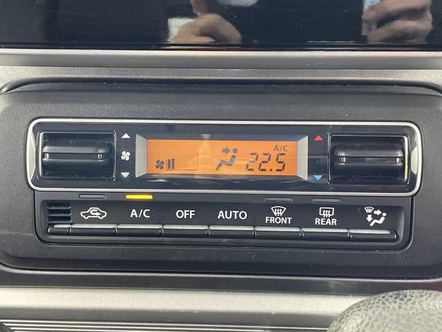 スズキ スペーシア ギア HYBRID XZ 岐阜県 2020(令2)年 2.7万km ブルーイッシュブラックパール3 社外SDナビ（CN-RE06WD)/フルセグ/BT/DVD/USB/全方位モニター/ビルトインETC/社外ドライブレコーダー/スズキセーフティサポート/デュアルカメラブレーキサポート/車線逸脱警報機能/誤発進抑制機能/先行車発進お知らせ機能/ヘッドアップディスプレイ/前席シートヒーター/アイドリングストップ/LEDオートライト/フォグランプ/両側パワースライドドア/サンシェード/シートバックテーブル/ルーフレール/純正フロアマット/サイドバイザー