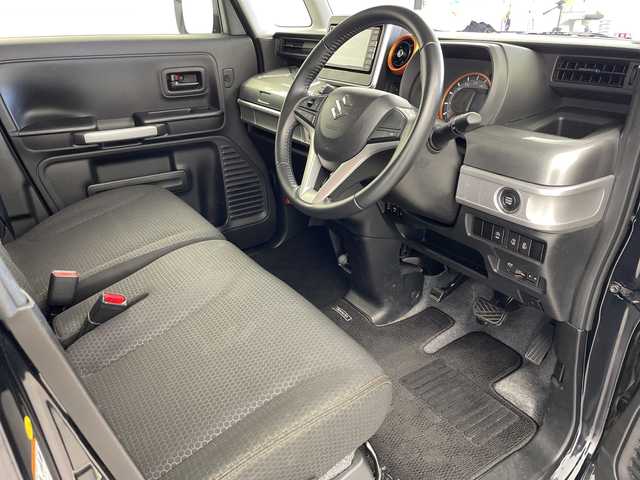 スズキ スペーシア ギア HYBRID XZ 岐阜県 2020(令2)年 2.7万km ブルーイッシュブラックパール3 社外SDナビ（CN-RE06WD)/フルセグ/BT/DVD/USB/全方位モニター/ビルトインETC/社外ドライブレコーダー/スズキセーフティサポート/デュアルカメラブレーキサポート/車線逸脱警報機能/誤発進抑制機能/先行車発進お知らせ機能/ヘッドアップディスプレイ/前席シートヒーター/アイドリングストップ/LEDオートライト/フォグランプ/両側パワースライドドア/サンシェード/シートバックテーブル/ルーフレール/純正フロアマット/サイドバイザー