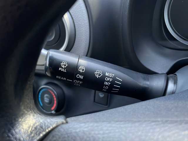 トヨタ ヴィッツ F 道東・釧路十勝 2014(平26)年 9万km ホワイトパールクリスタルシャイン オーディオ/寒冷地仕様/社外14インチAW/純正フロアマット/フォグランプ/ABS