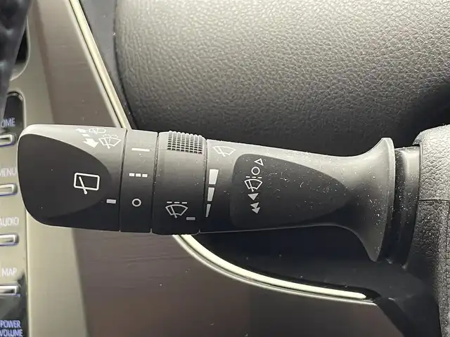 トヨタ プリウス S ツーリングセレ ブラックED 滋賀県 2021(令3)年 2.2万km プレシャスブラックパール 純正9インチナビ/【Bluetooth/USB/Miracast/フルセグTV】/バックカメラ/合皮シート/レーダークルーズコントロール/クリアランスソナー/レーンディパーチャーアラート/プリクラッシュセーフティ/LEDヘッドライト/オートマチックハイビーム/前後ドライブレコーダー/デジタルインナーミラー/ビルトインETC/D/Nシートヒーター/プッシュスタート/スマートキー/ステアリングリモコン/純正フロアマット