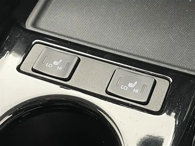 トヨタ プリウス S ツーリングセレ ブラックED 滋賀県 2021(令3)年 2.2万km プレシャスブラックパール 純正9インチナビ/【Bluetooth/USB/Miracast/フルセグTV】/バックカメラ/合皮シート/レーダークルーズコントロール/クリアランスソナー/レーンディパーチャーアラート/プリクラッシュセーフティ/LEDヘッドライト/オートマチックハイビーム/前後ドライブレコーダー/デジタルインナーミラー/ビルトインETC/D/Nシートヒーター/プッシュスタート/スマートキー/ステアリングリモコン/純正フロアマット