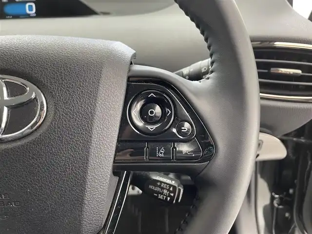 トヨタ プリウス S ツーリングセレ ブラックED 滋賀県 2021(令3)年 2.2万km プレシャスブラックパール 純正9インチナビ/【Bluetooth/USB/Miracast/フルセグTV】/バックカメラ/合皮シート/レーダークルーズコントロール/クリアランスソナー/レーンディパーチャーアラート/プリクラッシュセーフティ/LEDヘッドライト/オートマチックハイビーム/前後ドライブレコーダー/デジタルインナーミラー/ビルトインETC/D/Nシートヒーター/プッシュスタート/スマートキー/ステアリングリモコン/純正フロアマット