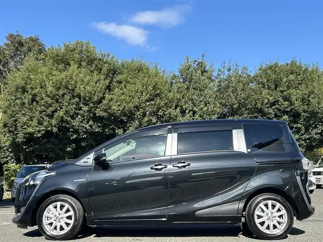 トヨタ シエンタ ハイブリッド X 東京都 2015(平27)年 4.7万km ブラックマイカ ワンオーナー/・ディーラー点検記録簿（H28～R6）/純正SDナビ/ワンセグTV/バックカメラ/スマートエントリー/プッシュスタート/取扱説明書/保証書/スペアキー1本/純正ホイール+スタッドレスタイヤ積込