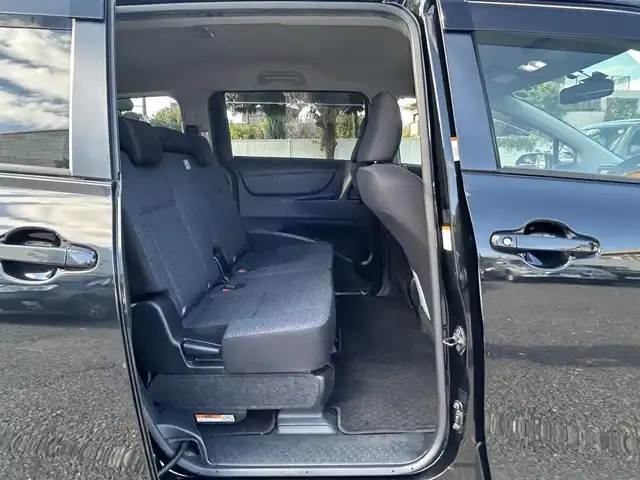 トヨタ シエンタ ハイブリッド X 東京都 2015(平27)年 4.7万km ブラックマイカ ワンオーナー/・ディーラー点検記録簿（H28～R6）/純正SDナビ/ワンセグTV/バックカメラ/スマートエントリー/プッシュスタート/取扱説明書/保証書/スペアキー1本/純正ホイール+スタッドレスタイヤ積込