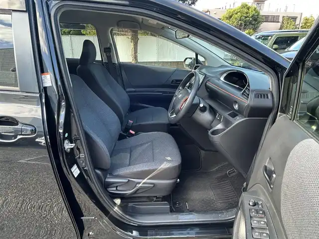 トヨタ シエンタ ハイブリッド X 東京都 2015(平27)年 4.7万km ブラックマイカ ワンオーナー/・ディーラー点検記録簿（H28～R6）/純正SDナビ/ワンセグTV/バックカメラ/スマートエントリー/プッシュスタート/取扱説明書/保証書/スペアキー1本/純正ホイール+スタッドレスタイヤ積込