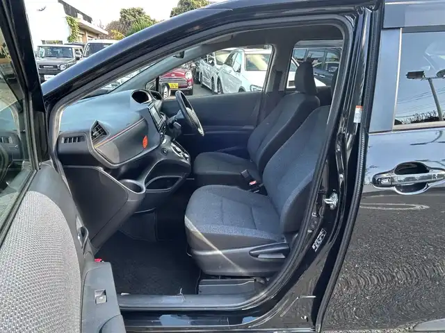 トヨタ シエンタ ハイブリッド X 東京都 2015(平27)年 4.7万km ブラックマイカ ワンオーナー/・ディーラー点検記録簿（H28～R6）/純正SDナビ/ワンセグTV/バックカメラ/スマートエントリー/プッシュスタート/取扱説明書/保証書/スペアキー1本/純正ホイール+スタッドレスタイヤ積込